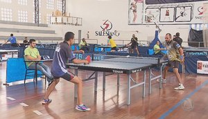Federação de Tênis de Mesa de Sergipe reúne competidores em disputa estadual 