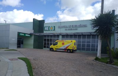 Hospital de Emergência do Agreste promove 3ª edição do “AVC na Praça”