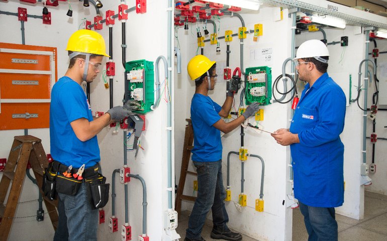 Senai está com vagas abertas para cursos técnicos em Alagoas