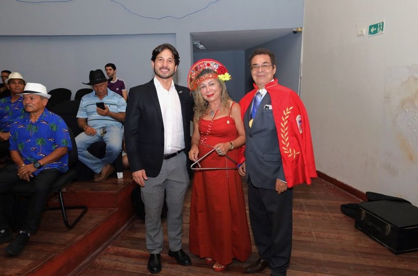 Cesmac é homenageado com Prêmio Théo Brandão por contribuição à cultura alagoana