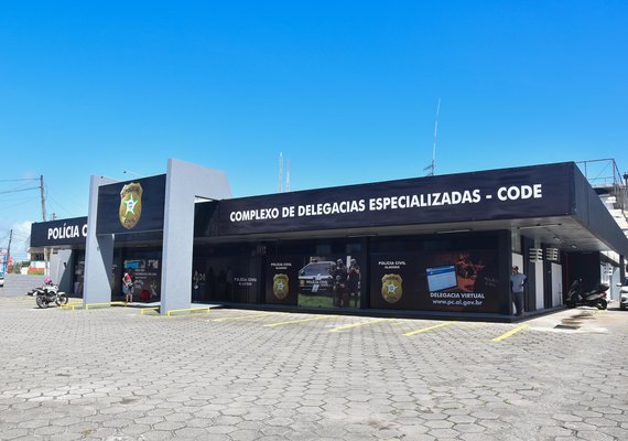 No Dia Nacional de Combate à Intolerância Religiosa, delegada alerta para importância da denúncia