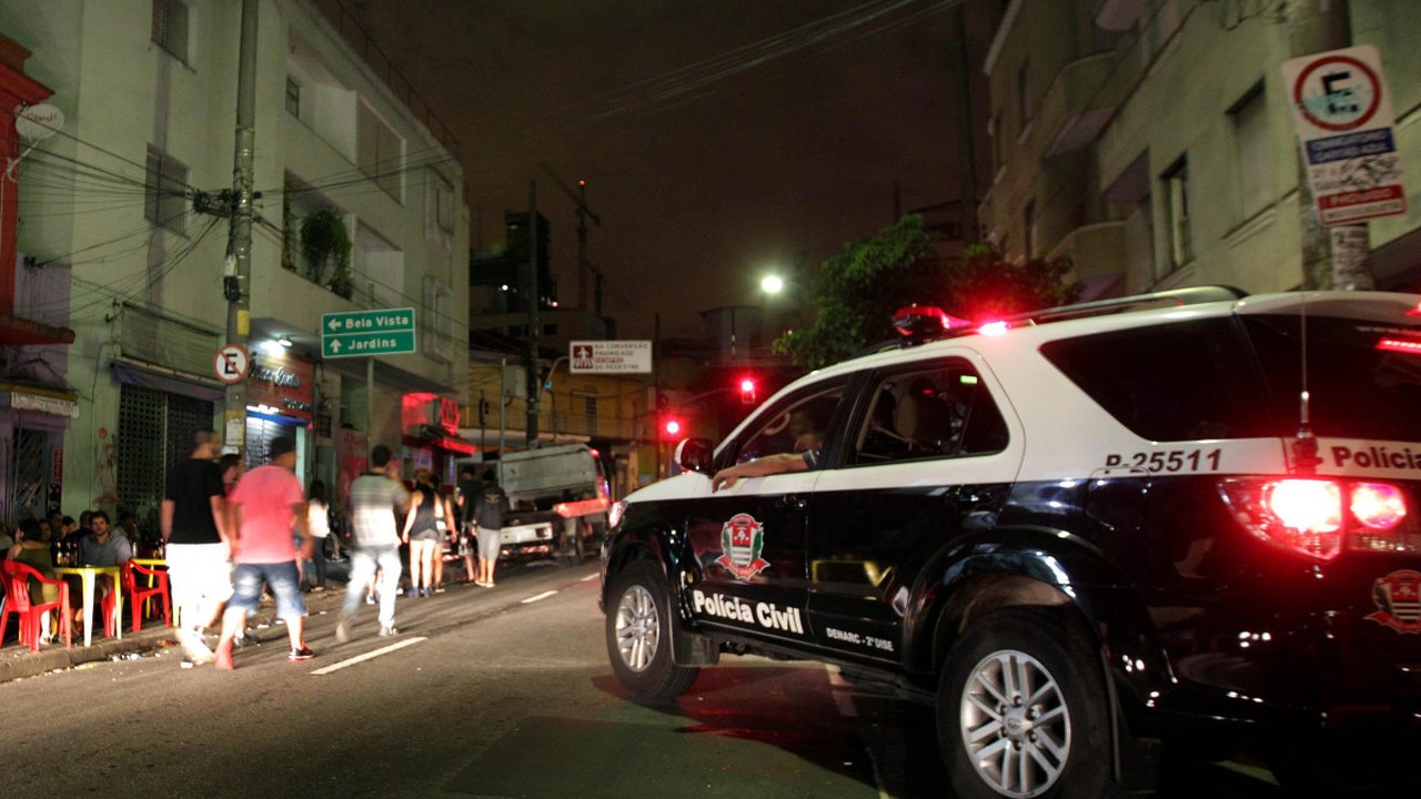 Polícia prende dois homens que aplicavam ‘golpe do presente de aniversário’ em SP
