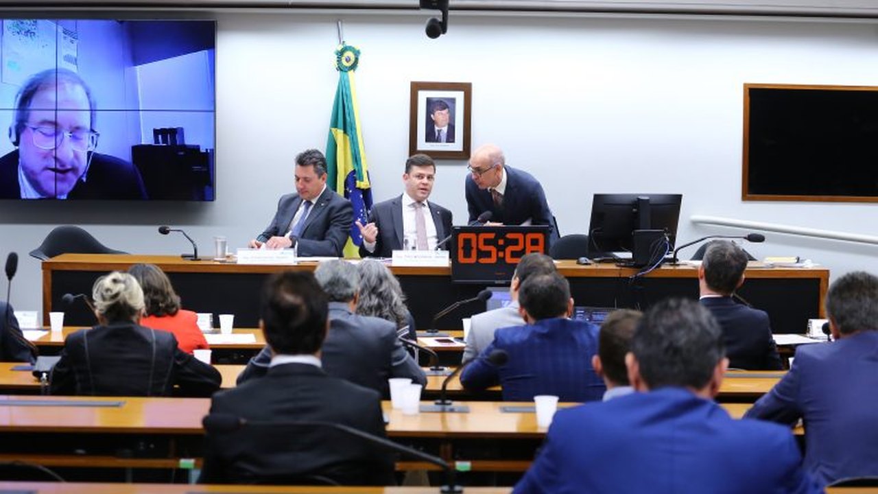 Plano Safra precisará de R$ 400 bi para custeio e investimentos, avaliam debatedores