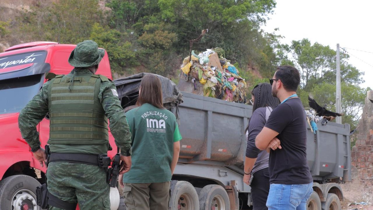 IMA flagra irregularidades no descarte de resíduos sólidos em São Luis do Quitunde