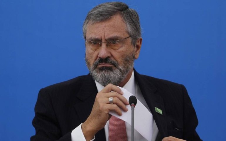 Ministro da Justiça nega troca no comando da Polícia Federal