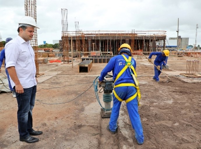 “Hospital Metropolitano é o maior investimento em saúde da história de AL”, diz Renan