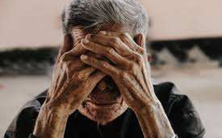 Saiba como as unidades de saúde atuam no combate à violência contra a pessoa idosa