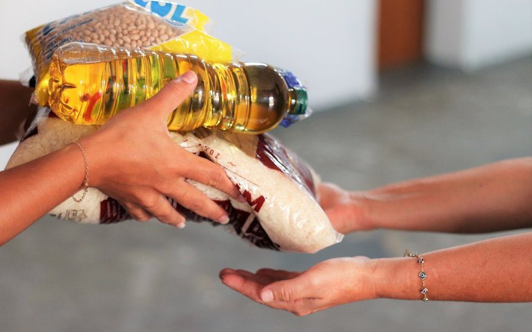 Centenário Solidário: Prefeitura de Arapiraca e Sesc se unem para arrecadar alimentos nos shows da Perucaba