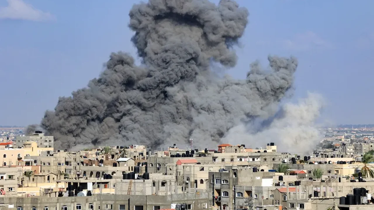 Faixa de Gaza pode receber ajuda humanitária neste sábado (21)