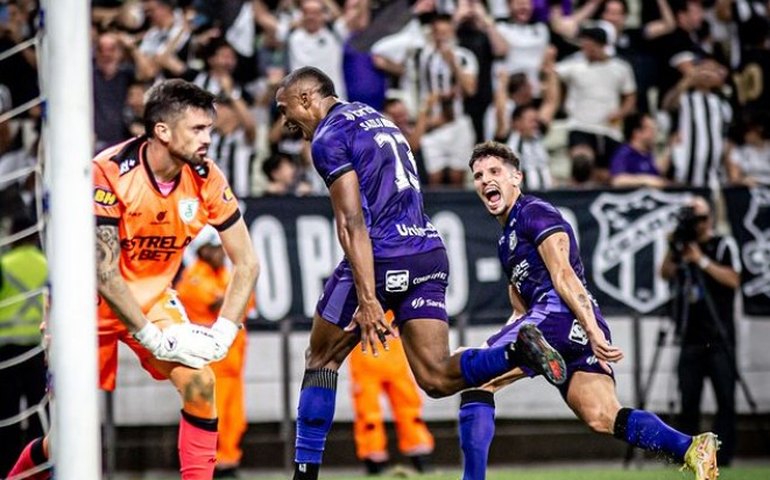 Ceará vence América com recorde de público do Castelão e está a uma vitória do acesso