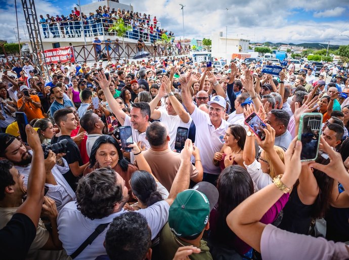 Renan Calheiros lidera disputa ao Senado, aponta Real Time Big Data