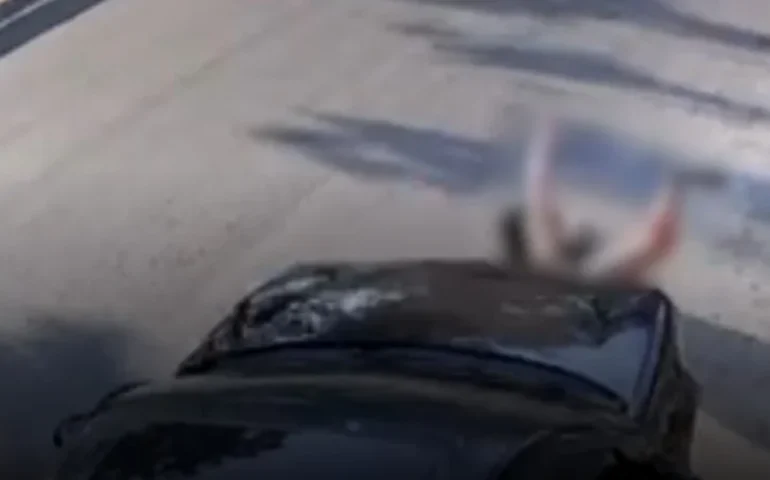 Defesa de acusado de atropelar e arrastar mulher pede sigilo no processo por ameaças