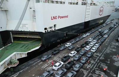 Suape registra desembarque recorde de carros elétricos chineses