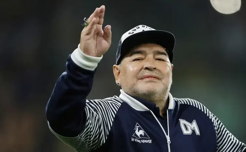 ‘Diego vive’: Barcelona recebe exposição dedicada à trajetória de Maradona; veja imagens