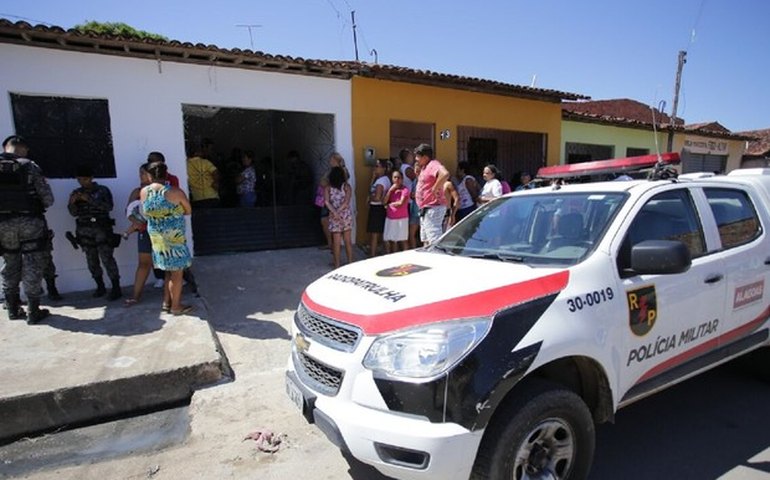 Dois são presos em blitz da Lei Seca realizada na capital