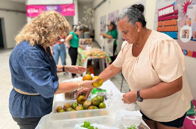 Saúde celebra Dia Mundial da Alimentação com feira orgânica