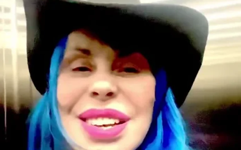 'Curas', Rock do Senhor e muitos autógrafos: como são os cultos liderados por famosos que se tornaram pastores