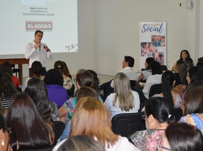 Gestores são orientados sobre o envio de dados para o Censo Suas 2016