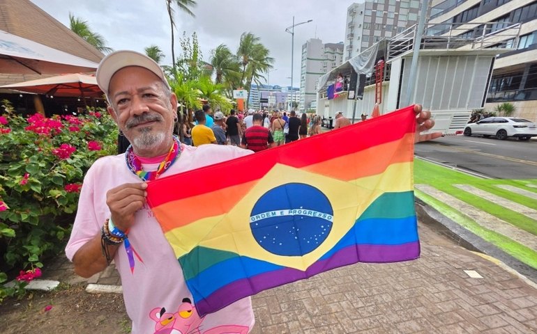 Maceió celebra diversidade na 23ª Parada do Orgulho LGBTQIA+ com apoio da Prefeitura