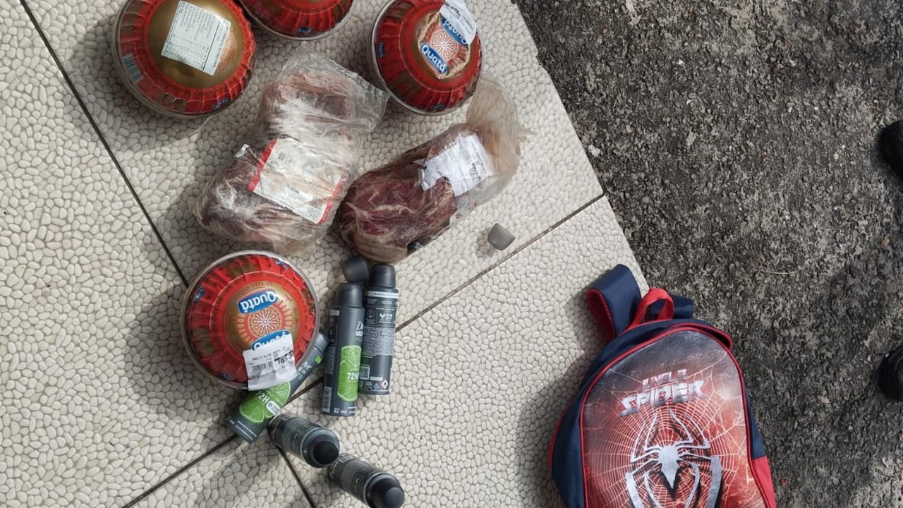 Ronda no Bairro atua em caso de furto de produtos em supermercado