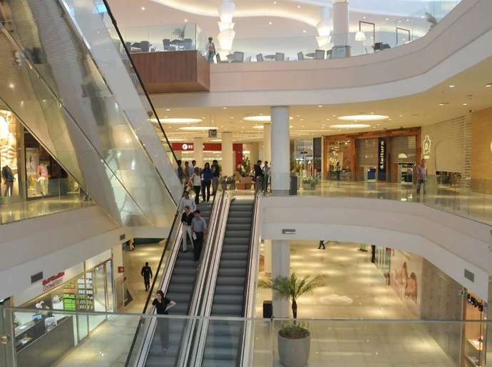 Lojas do Centro de Maceió e shoppings fecham no Dia do Comerciário