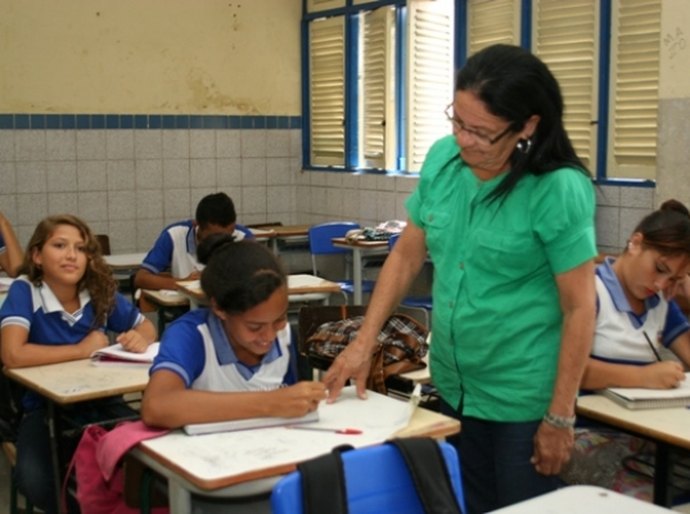 Educação divulga resultado parcial do concurso de remoção e lotação
