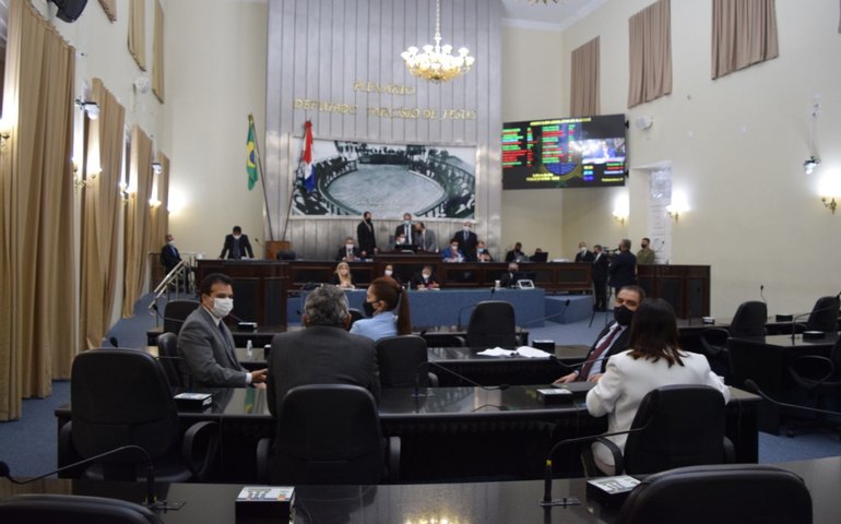 Plenário aprova PLDO 2021 e Legislativo inicia recesso