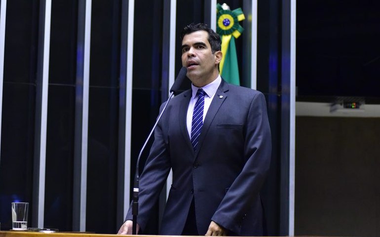 Projeto fixa regras para gestão de patrimônio de crianças e adolescentes artistas