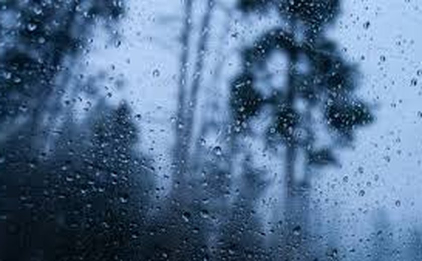 Chuvas acendem alerta em Alagoas por risco de alagamentos e deslizamentos