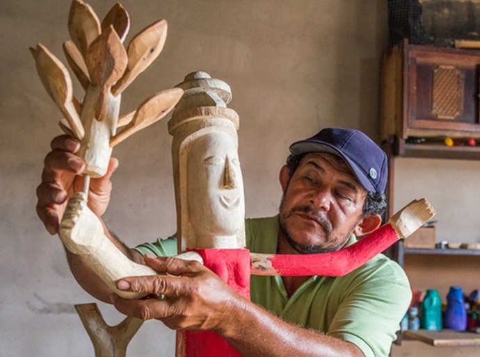 Governo entrega monumento em homenagem ao artesanato alagoano