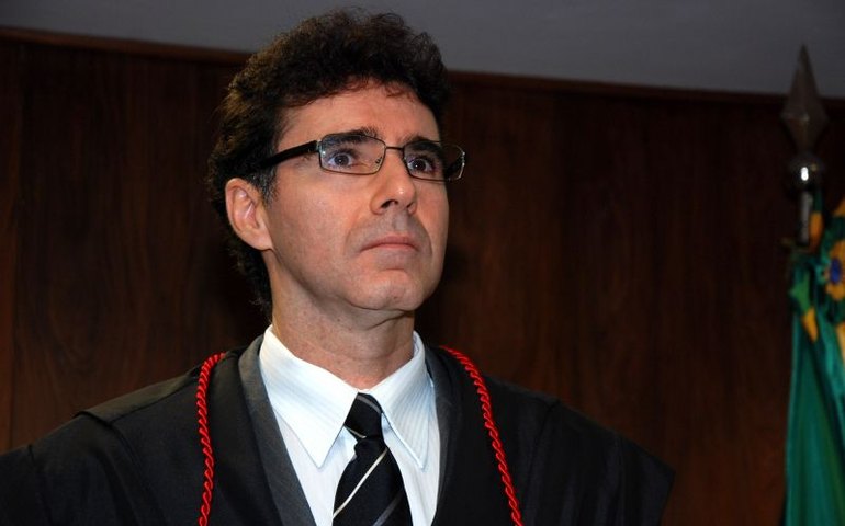 MP junto ao TCU pede devolução de presentes recebidos por Bolsonaro