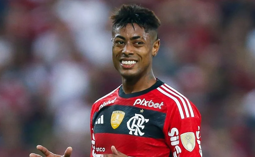 Flamengo decide renovar com Bruno Henrique para 'afastar' o Palmeiras