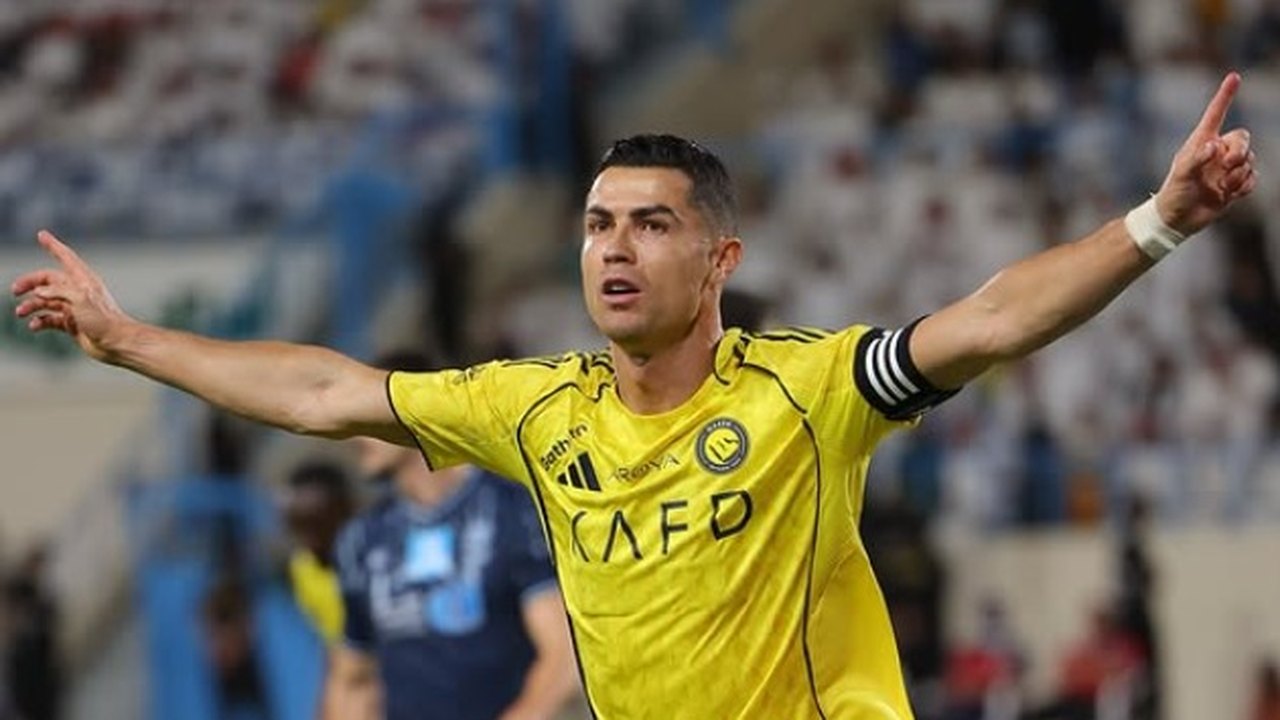 Cristiano Ronaldo marca 971º gol e Al-Nassr se aproxima do título saudita
