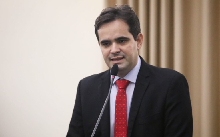 Lelo Maia parabeniza Governo pela inauguração do primeiro Ambulatório de Oftalmologia do Estado