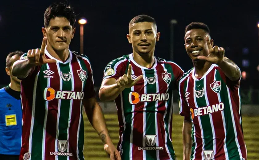 Fluminense vai à Vila Belmiro pegar o Santos na estréia de Lisca em casa