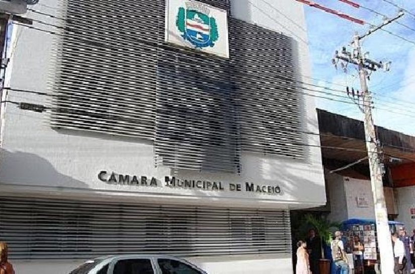 Câmara de Maceió divulga nota sobre suspensão de eleição antecipada