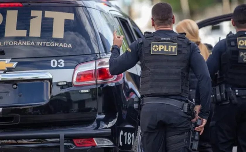 Polícia Civil prende foragido da Justiça do Espírito Santo no bairro Jaraguá, em Maceió