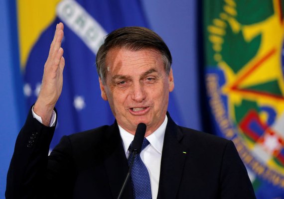 Em campanha no Recife, Bolsonaro diz que Lula &#8216;vai voltar para cadeia&#8217;