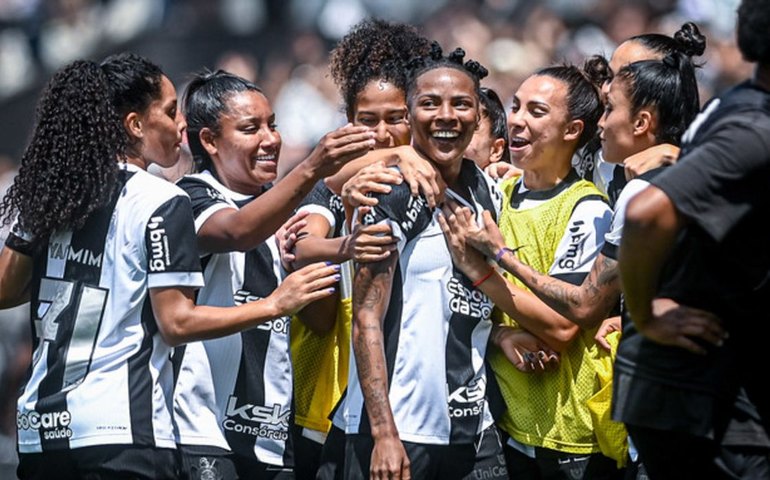 Corinthians conquista hexacampeonato do Brasileirão feminino
