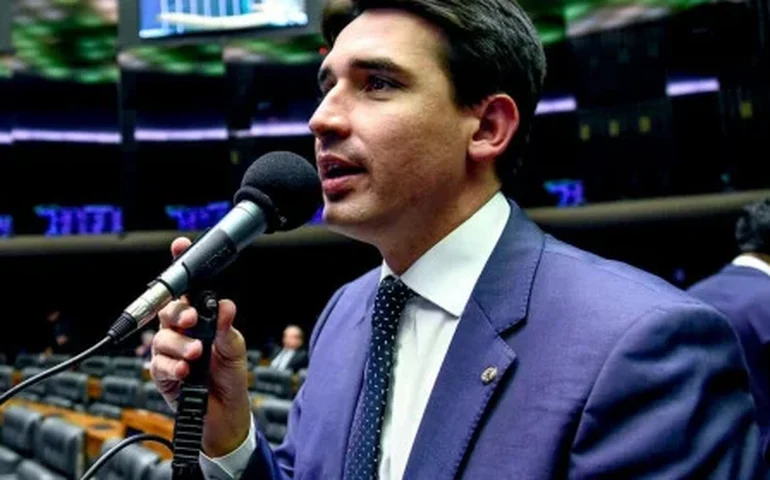 Costa Filho: Juliano Noman permanece na Secretaria Nacional de Aviação Civil