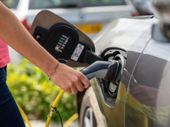 Frota de carros elétricos cresce 300% em Alagoas em dois anos
