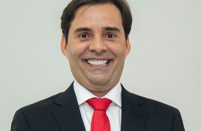 Kelmann Vieira aceita “missão” para voltar à Câmara