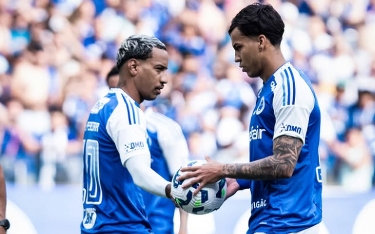 Cruzeiro conta com brilho de Kaio Jorge e supera o Vitória no Brasileirão