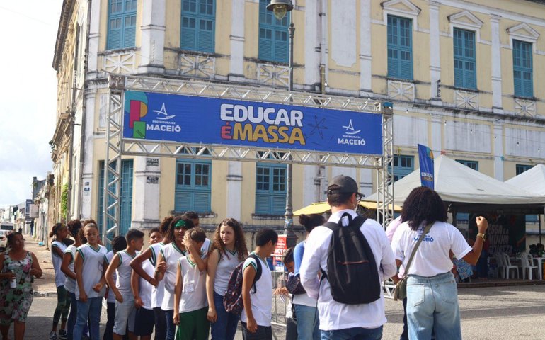 Primeiro dia do Educar é Massa é marcado por atividades culturais