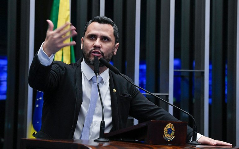 Cleitinho critica análise no STF de pauta sobre descriminalização do porte de droga