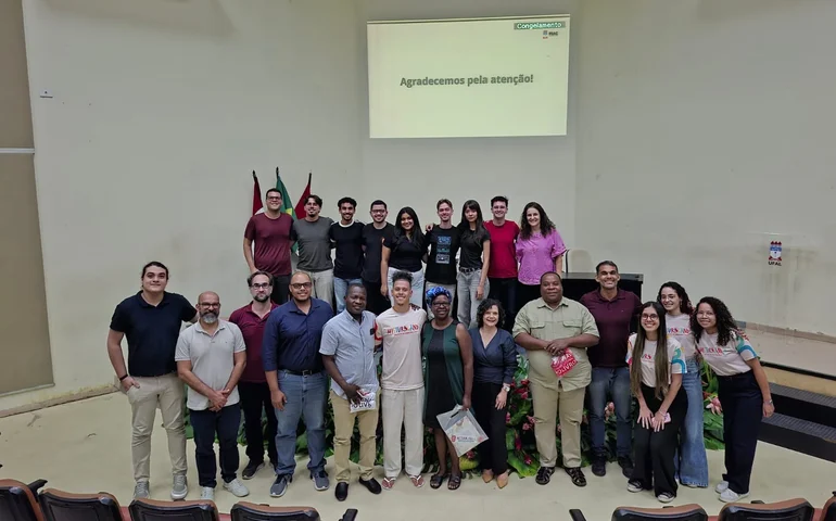 Ufal recepciona professores moçambicanos e firma parcerias em Educação