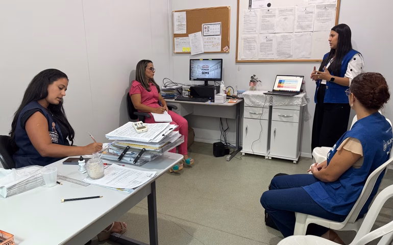 Equipe de enfermagem da UPA de Penedo recebe treinamento sobre arboviroses
