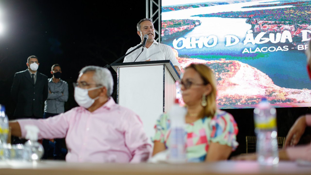 Governador anuncia construção de creche, CISP e conjunto habitacional em Olho D’Água do Casado