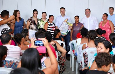 Governador lança em Arapiraca o Programa de Complementação Alimentar