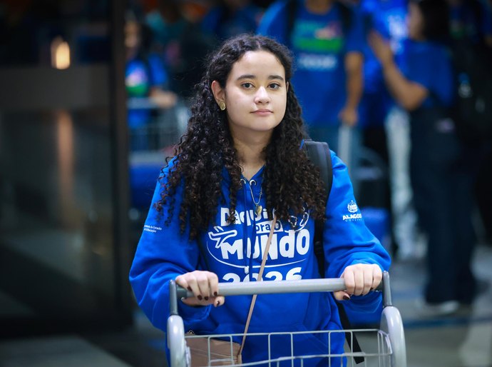 Daqui pra o Mundo: Estudantes do programa iniciam retorno da Inglaterra neste sábado